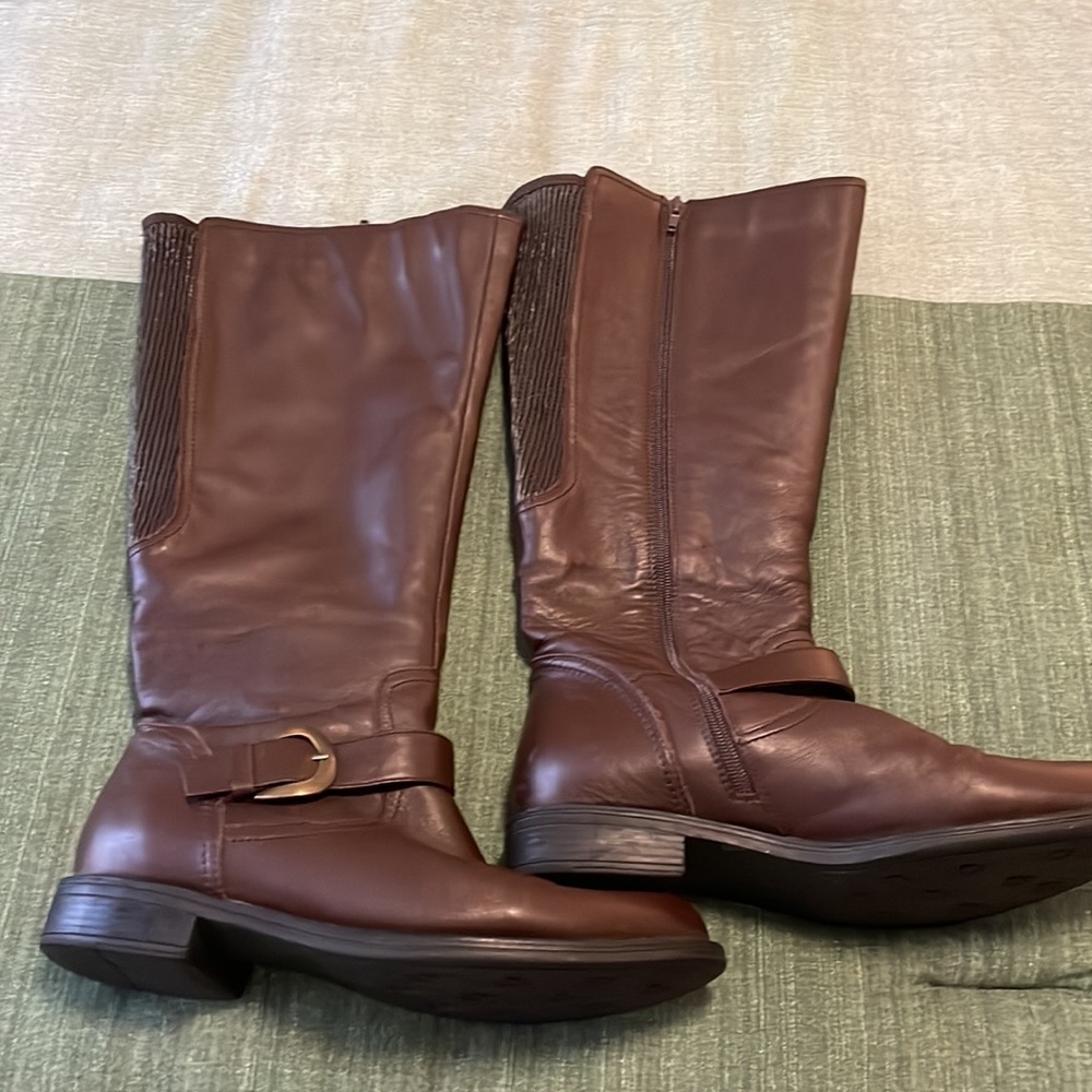David Tate Brown Leather Boots size 10 wide & wide calf